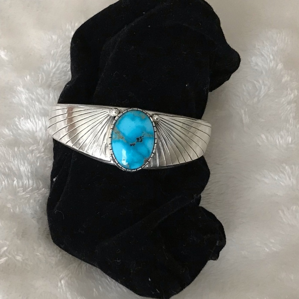 Navajo Native American Kingman Turquoise Cuff